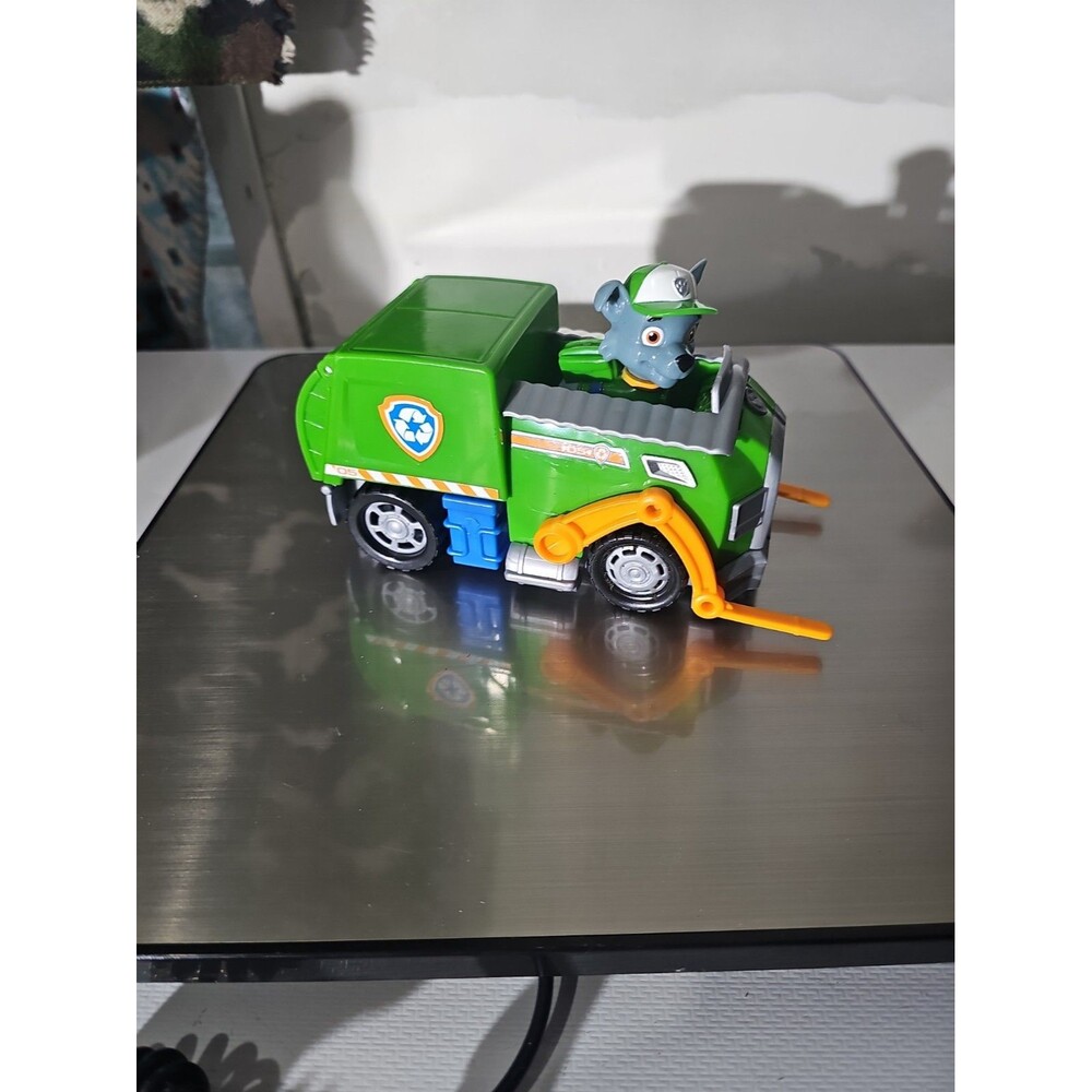 Paw Patrol Rocky's Recycling Truck Vehicle & Rocky Figure